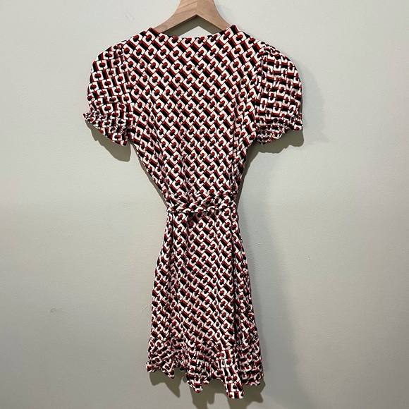 Diane von Furstenberg Emilia Geometric Mini Wrap Dres - Picture 3 of 8